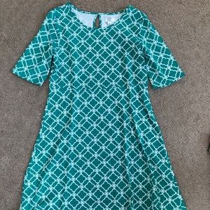 Crown and Ivy girls dress